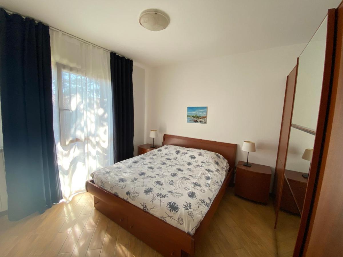 Apartment With Terrace And Garden With A Sea View Sistiana Eksteriør bilde